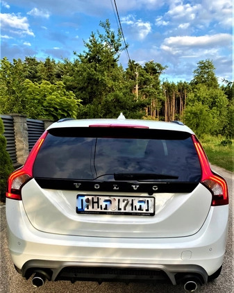 Volvo V60 cena 103300 przebieg: 67450, rok produkcji 2017 z Nowogród Bobrzański małe 781